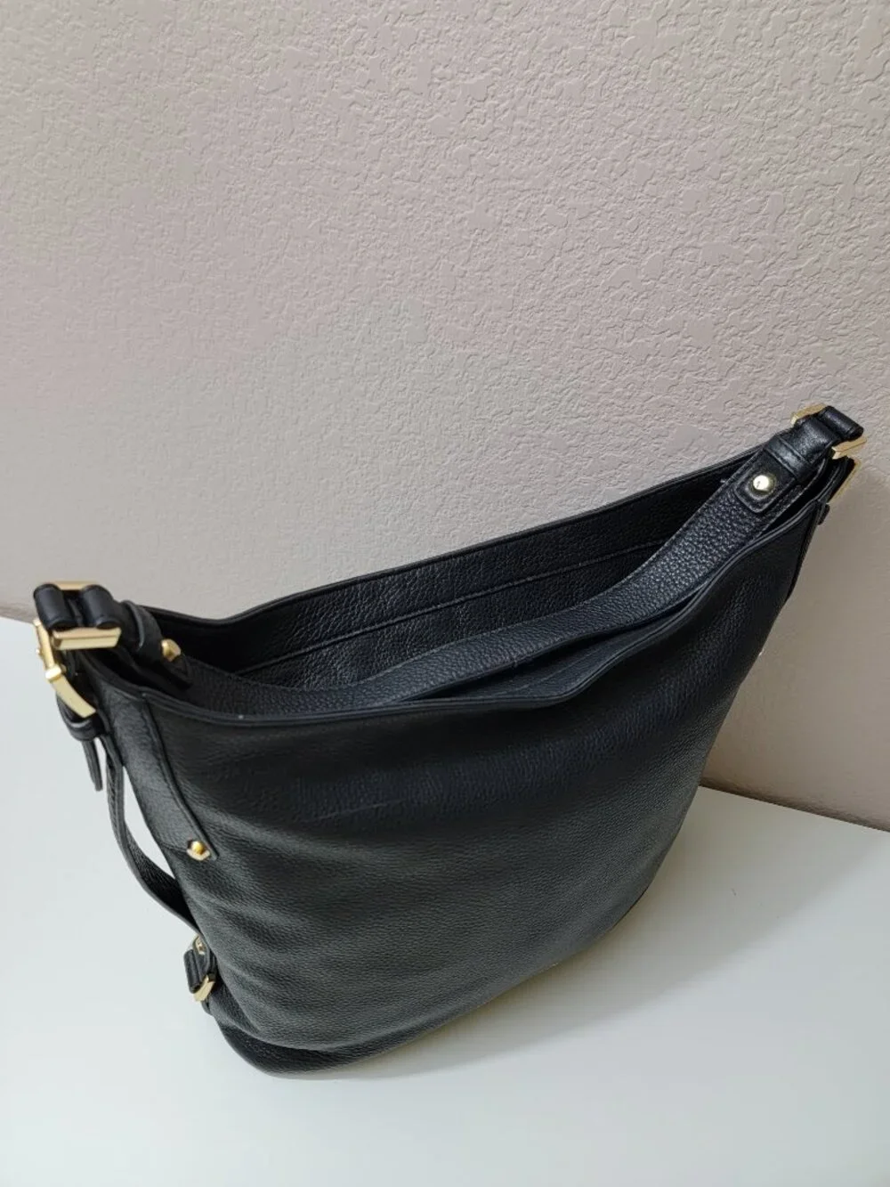 Michael Kors Bedford Large Black Pebbled Leather Hobo Shoulder Bag Gold Hardware